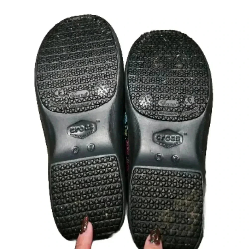 CrocsWomens Neria Pro II Printed Comfort Non Slip Work/ Outdoor Colorful Clogs 7 - Picture 6 of 11